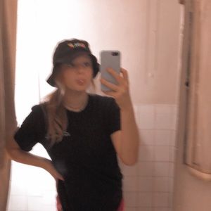 Meet your Posher, Ariana